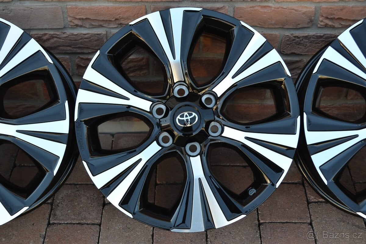6x139,7 R19 org. Toyota Hilux nebo Land Cruiser