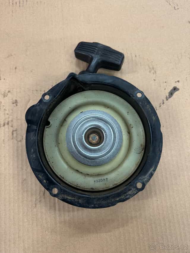 Yamaha Grizzly 660, ruční startování, startér