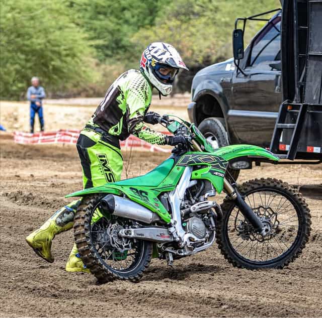 Koupím moto ve špatném nebo nepojízdném stavu