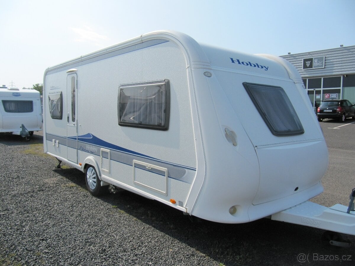 Prodám karavan Hobby 540 UL,model 2010 + mover + předstan