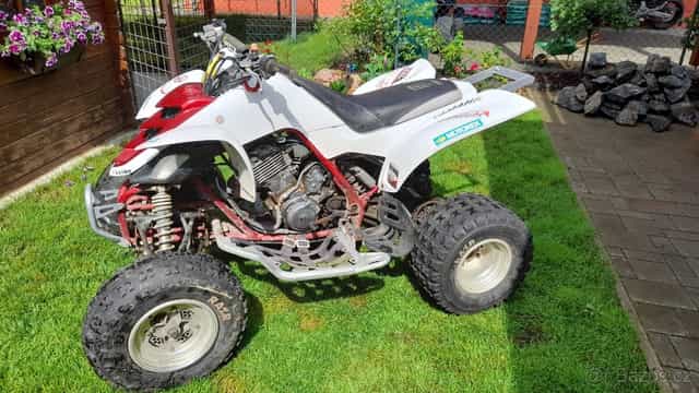 Čtyřkolka Yamaha Raptor 660