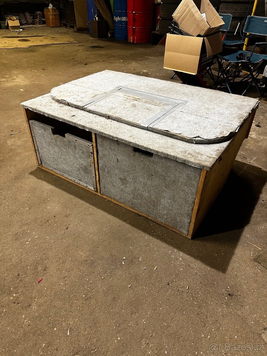 Vestavba LandRover Discovery 2