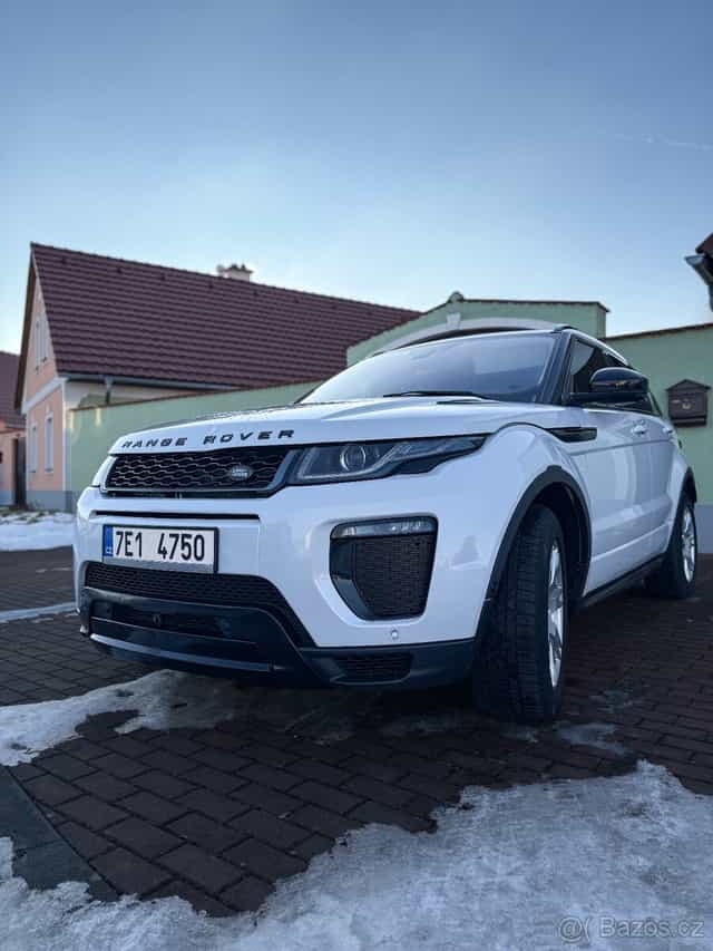 Range Rover Evoque 2.0 D, 132 kW, 2015 skvělý stav