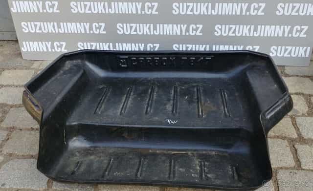 Suzuki Jimny - vana do kufru