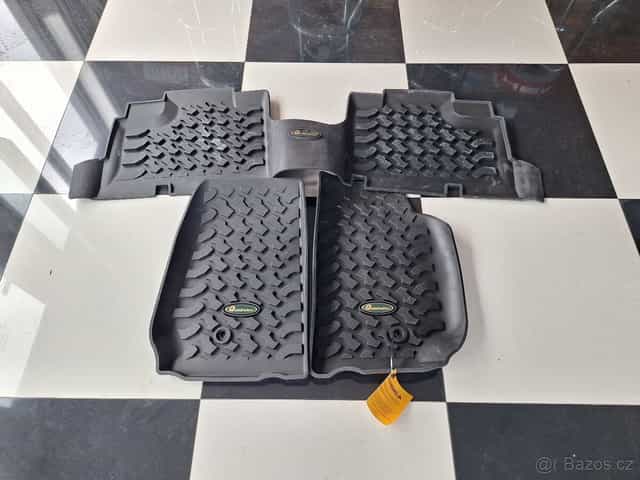Gumové koberce Jeep Wrangler JK