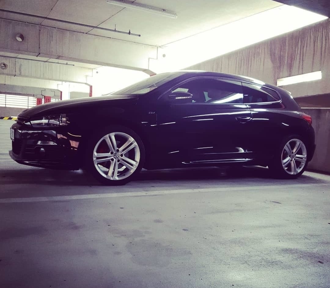 Vw Scirocco 2.0 tdi R-line