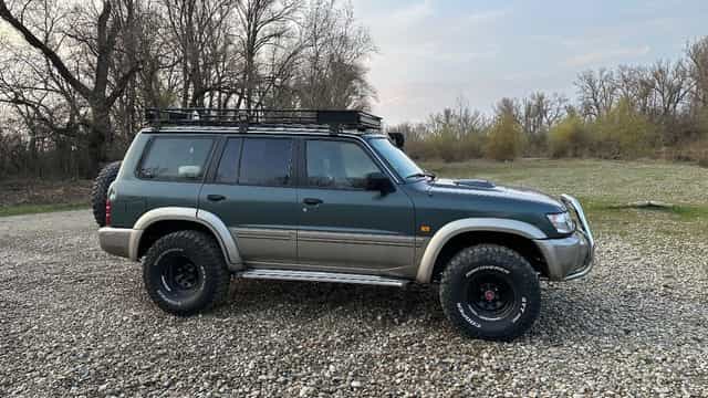 Nissan Patrol Y61 Nova STK