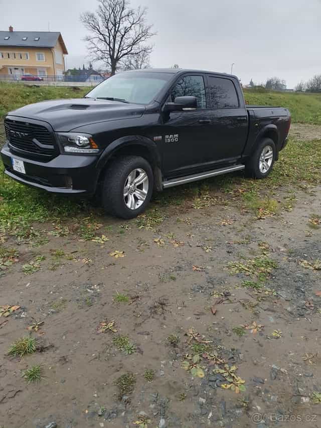 Prodám Dodge ram 1500