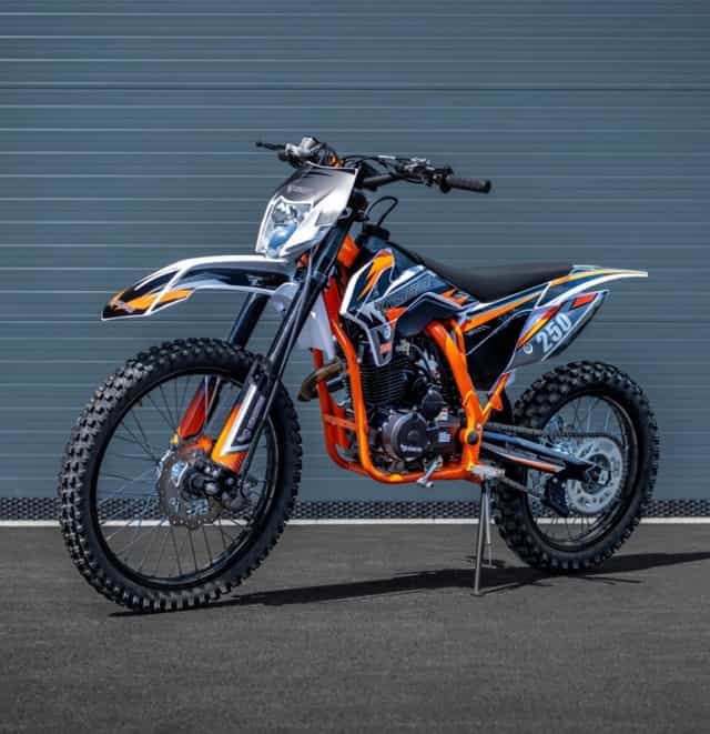 Pitbike Leramotors Killer 250ccm 21/18