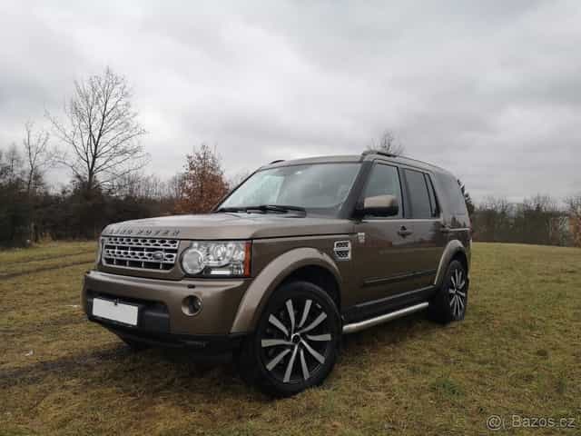 LAND ROVER DISCOVERY IV HSE 3.0TD 185KW 2.MAJITEL ČR DPH