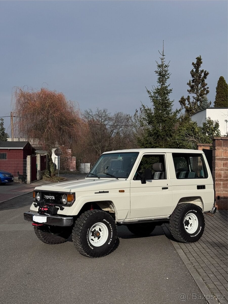 Toyota Land Cruiser LJ70