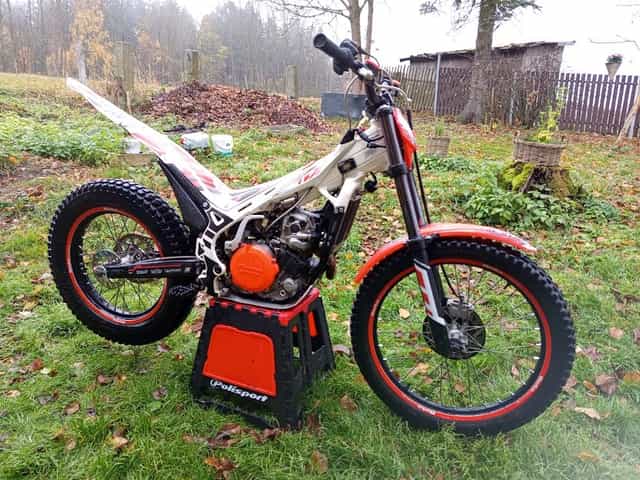 Trial beta 300 4takt. Rv. 2010 Otevř.Nabídkám