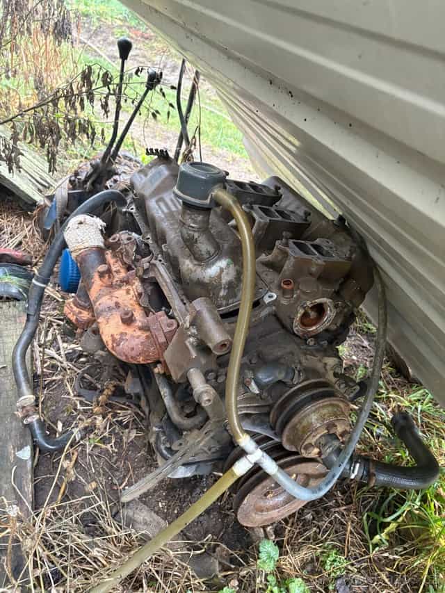 Prodám motor Ford Sierra 2.8i