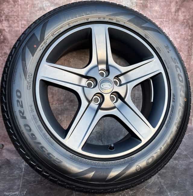 Originální alu kola Land Rover Defender 255/60R20