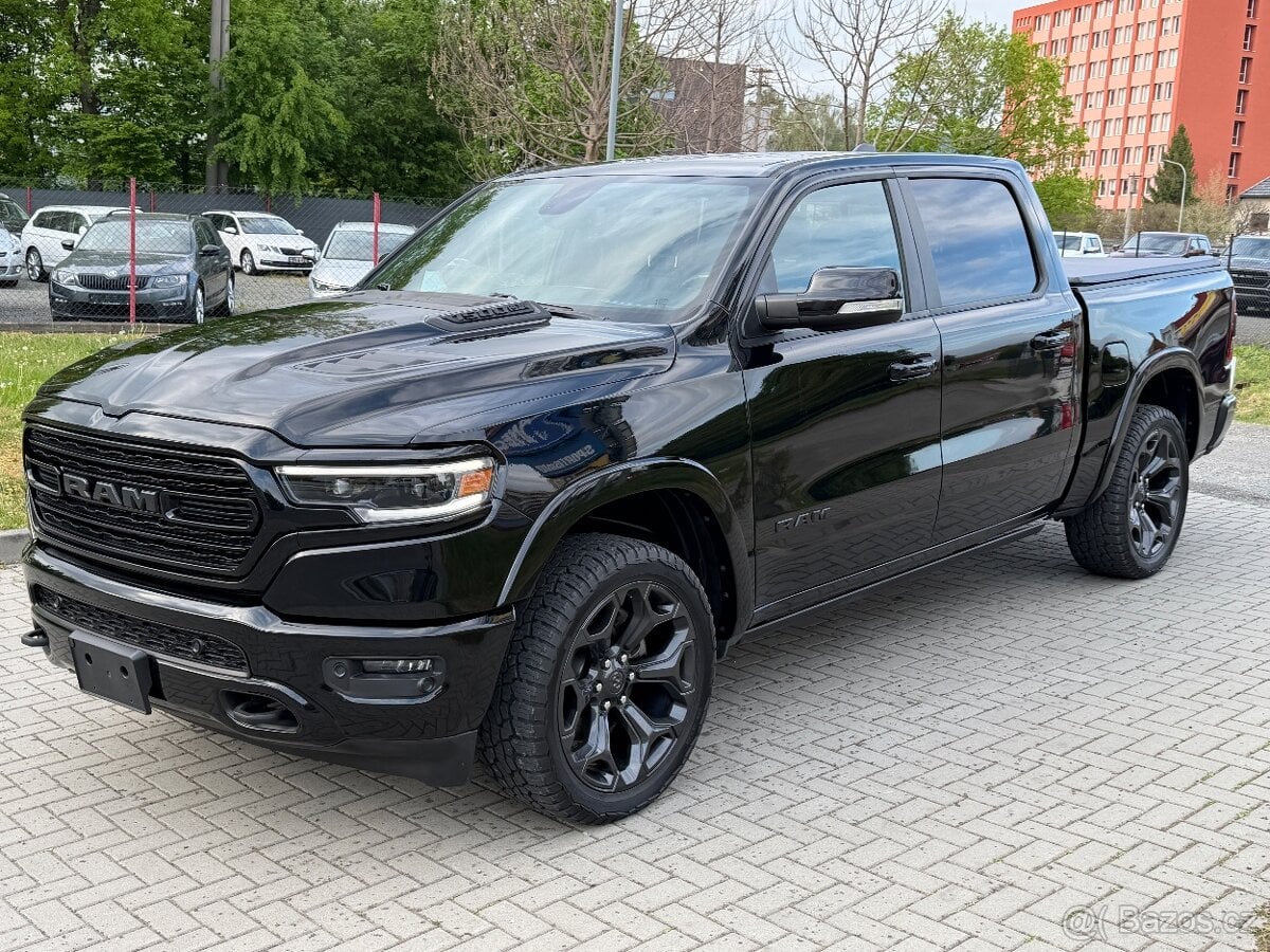 Dodge RAM 1500 5.7 V8 HEMI—LIMITED—2020–ALL BLACK—108.000km—