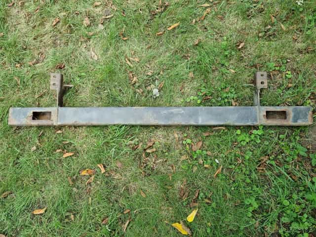 Hummer H3 zadní přídavný nárazník