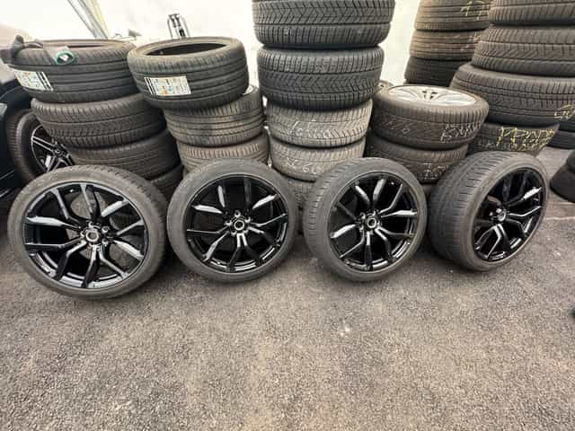 Prodam orig ALU kola R22 Range Rover vč zimnich pneu