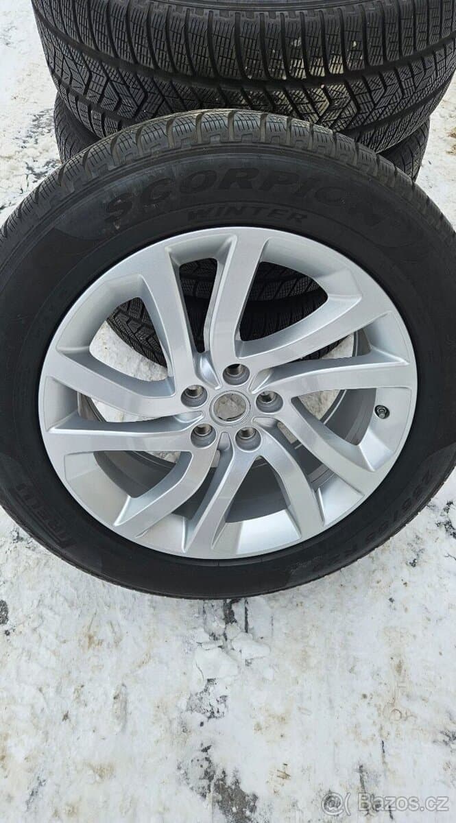 Originál Land Rover ALU kola R20 5x120 + Pirelli