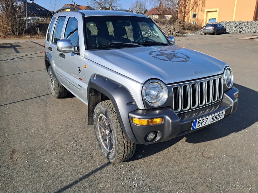 Jeep cherokee kj liberty