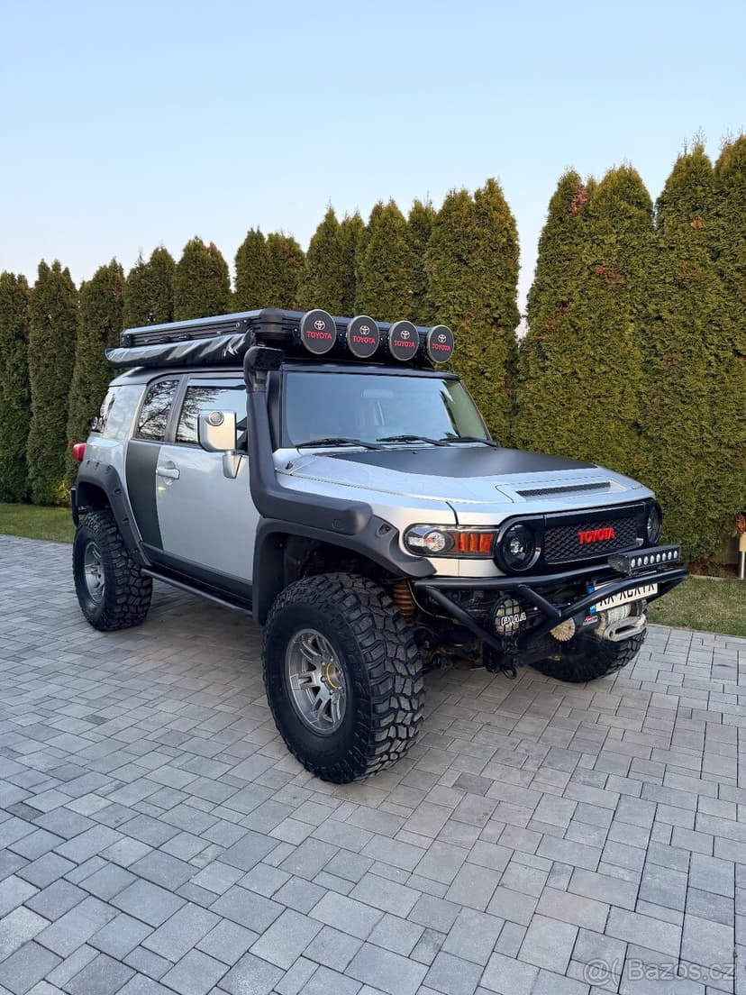 Toyota Fj (Land Cruiser)