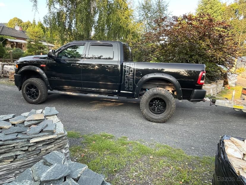 BF Goodrich All-Terrain ko2 285/70 r17