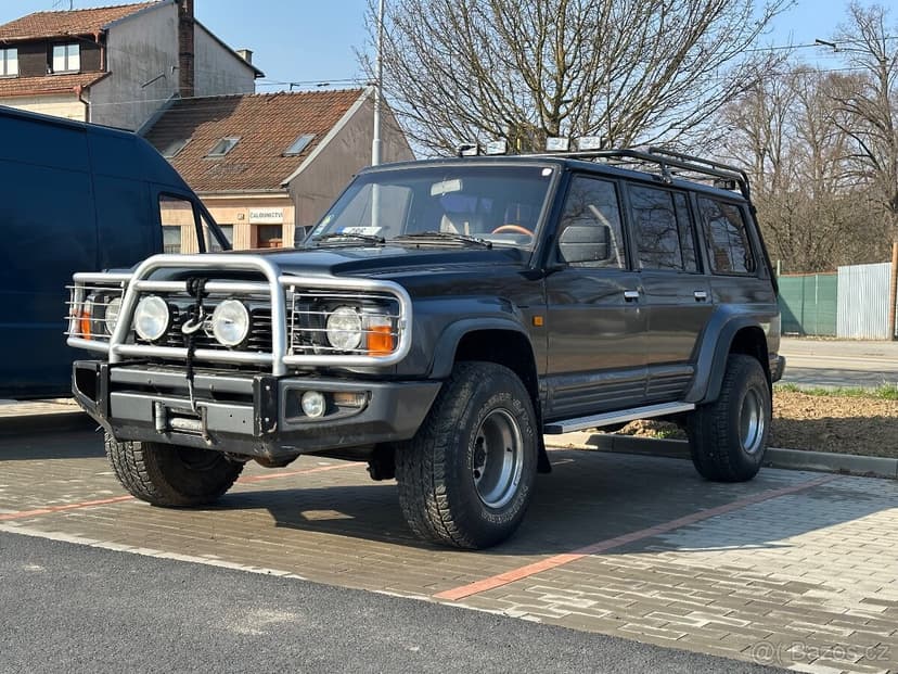 Nissan Patrol Y60 2.8 long