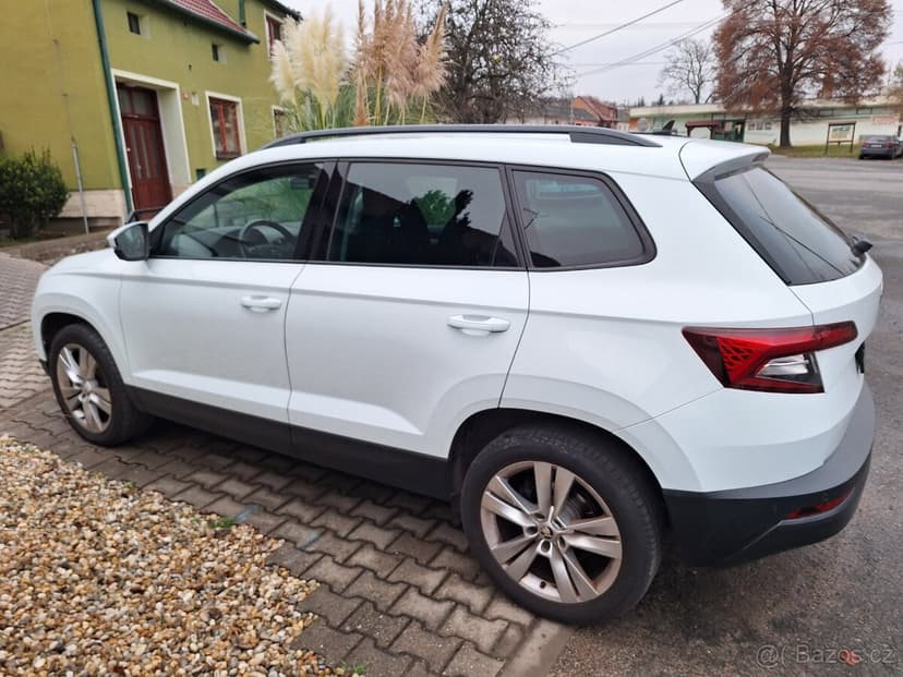 Karoq 2.0tdi 110kw STYLE 4x4 2018,Servisovaný,NEHAVAROVANÝ