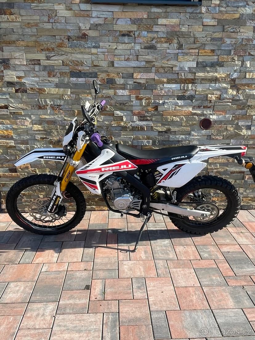 Rieju mrt 125
