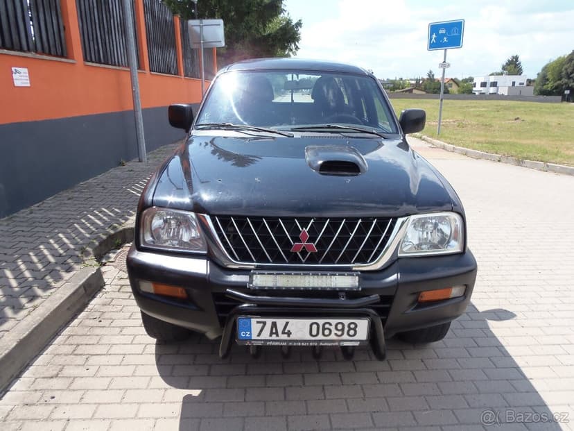 Mitsubishi L200 2.5 TD 4x4 redukce tažné 2.7 t