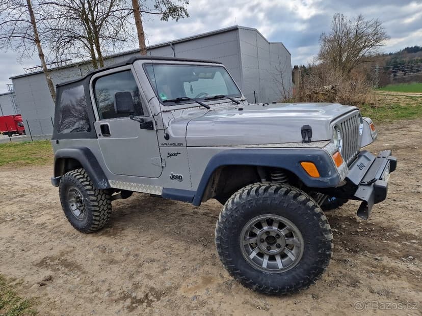 Jeep Wrangler TJ Sport 2.5 - 4x4 - evropská verze