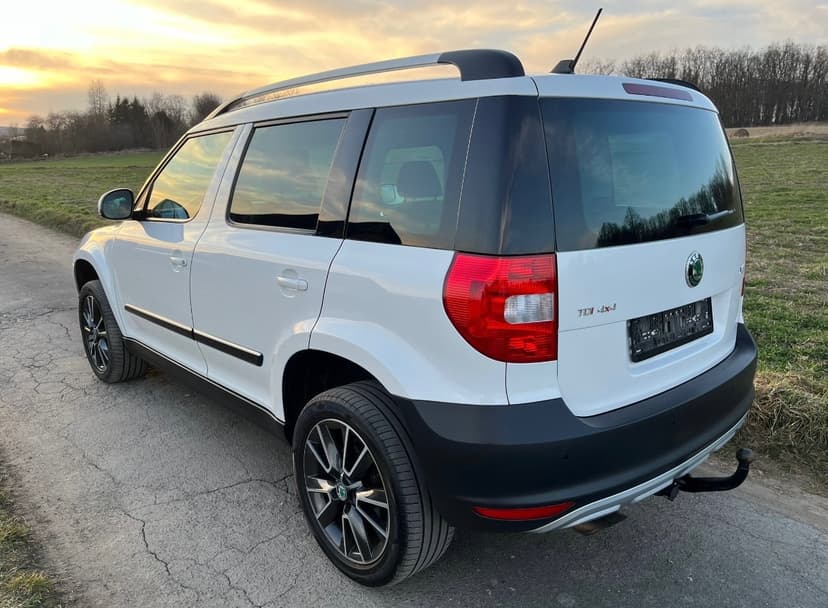 Skoda Yeti 2.0Tdi 140PS 4x4 DSG PANORAMA NAVIGACE