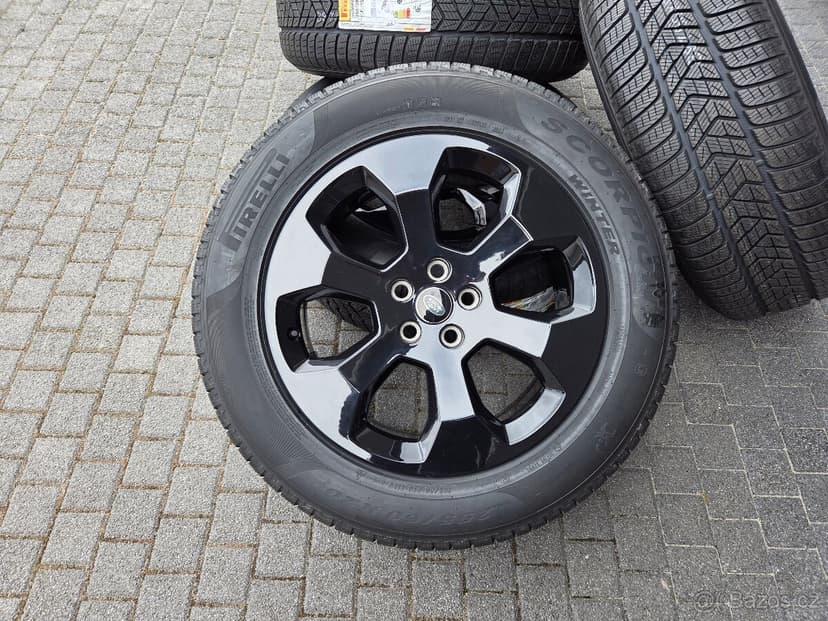 Originální nová zimní alu kola R20 Land Rover Defender