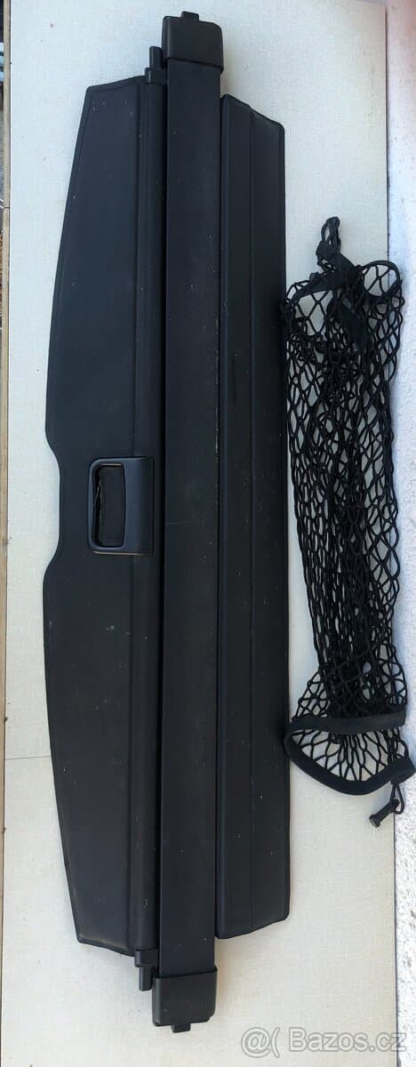 Jeep Wrangler JK, Rubicon, Zatahovací kryt zavazadl.prostoru