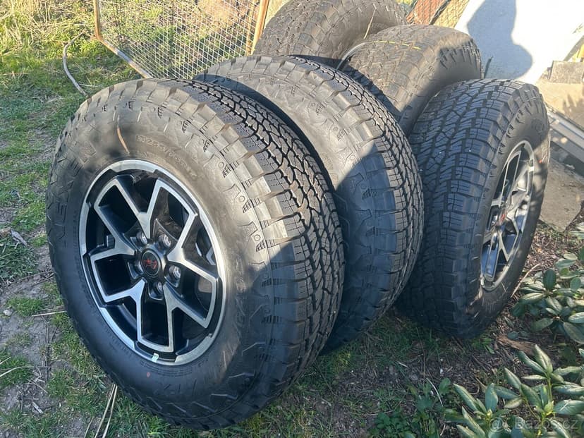 Nová kola Jeep Wrangler JK JL Gladiátor r17