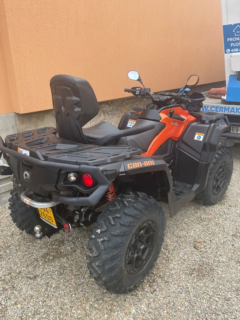 Can-Am Outlander 1000 (2021) – 170 mth, spolehlivý stroj