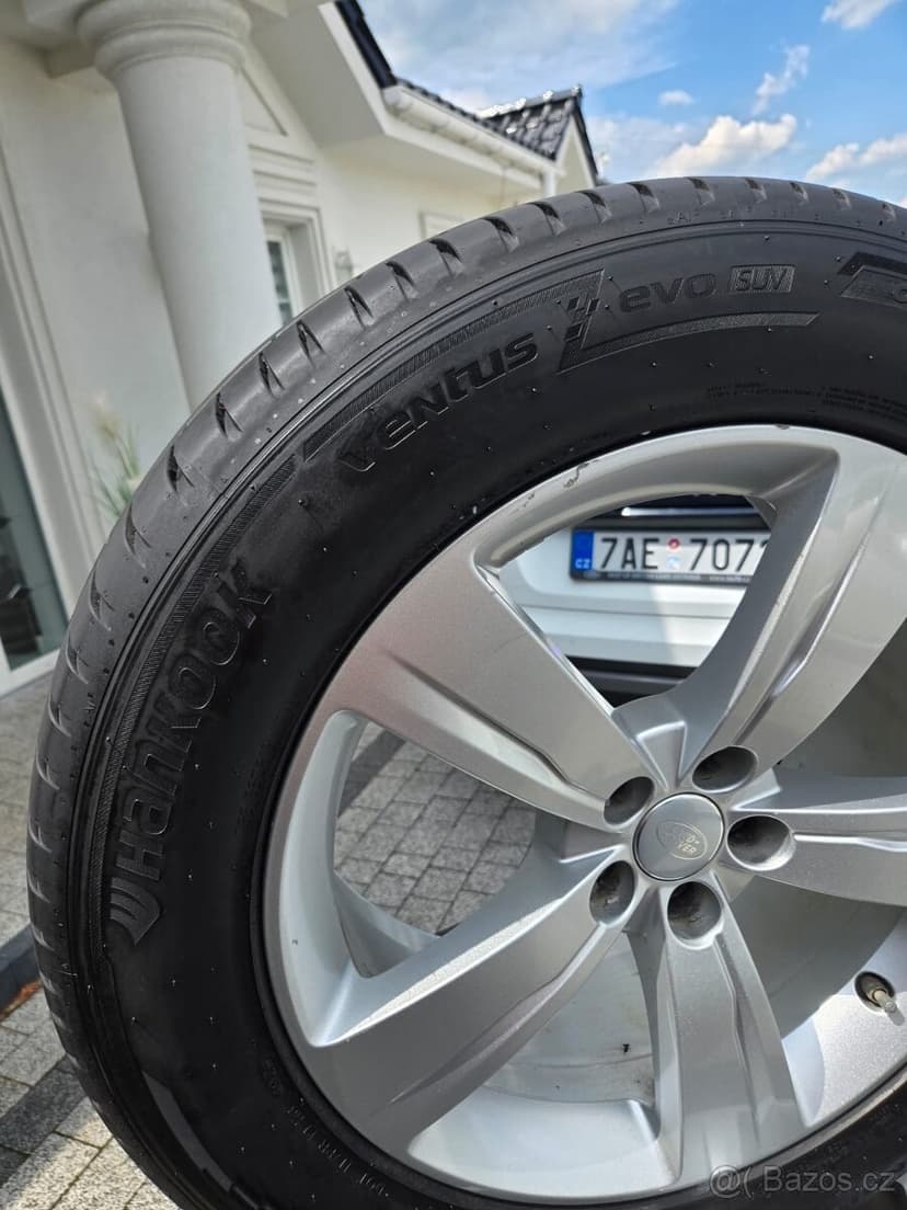 Alu sada Range Rover Velar 19"