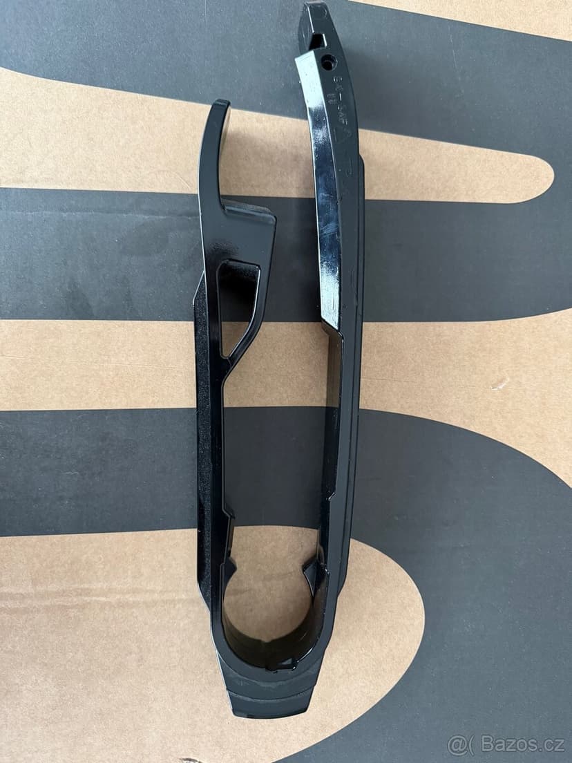 KTM/HQ/Gas Gas úklid skladu