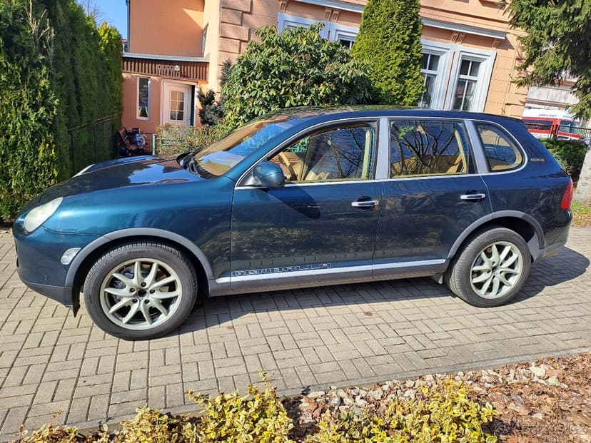PORSCHE CAYENNE S
