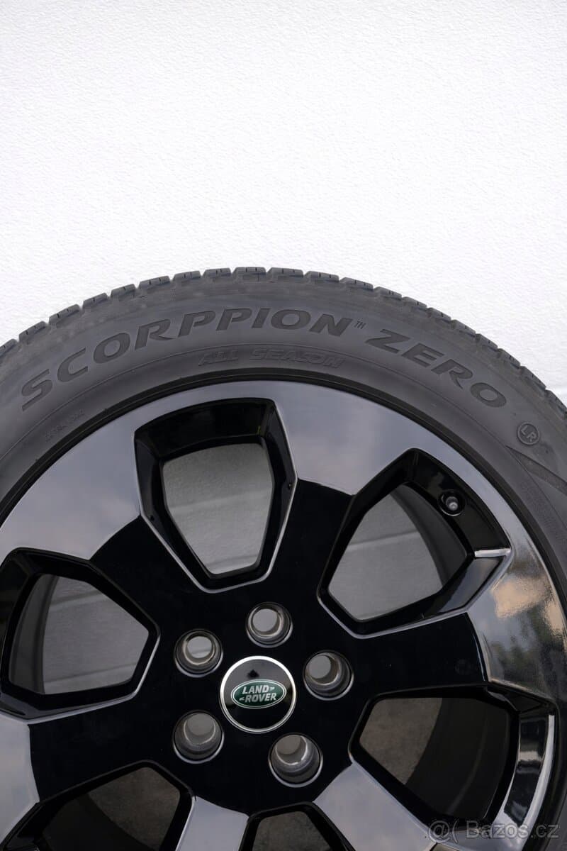 Sada 5x Alu kol a pneu na Land Rover Defender R20