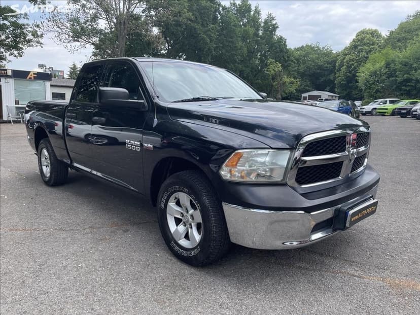 Dodge Ram, 5,7 HEMI Crew Cab Laramie
Ojeté, 2013, 123 000 k