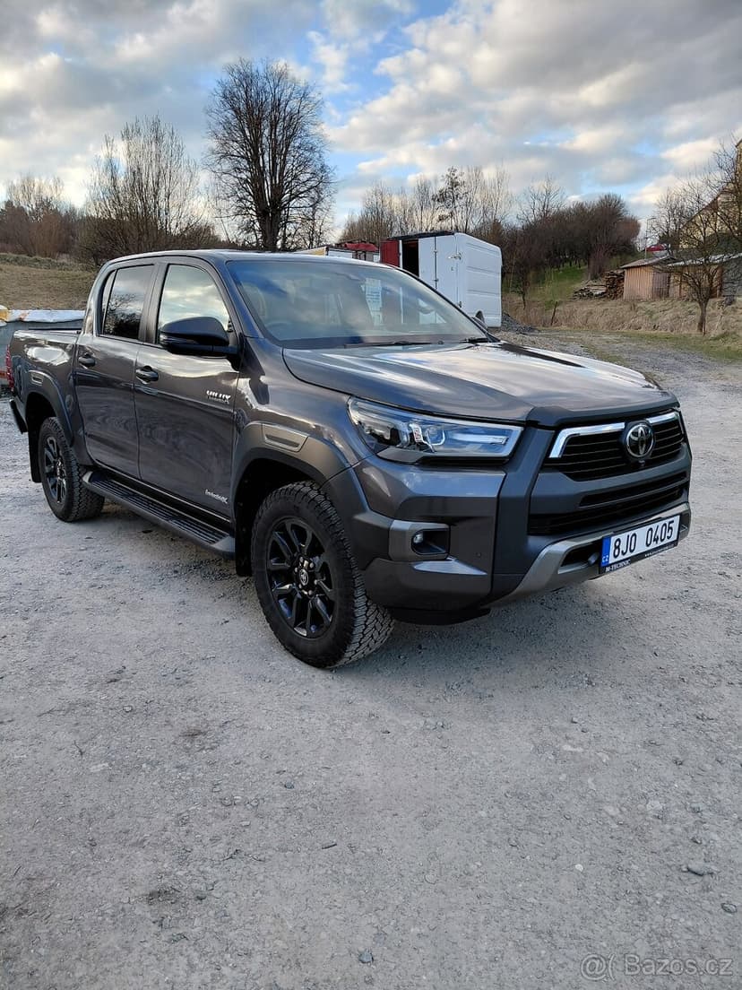 Toyota Hilux 2,8D, r.v. 2023, Anglická verze