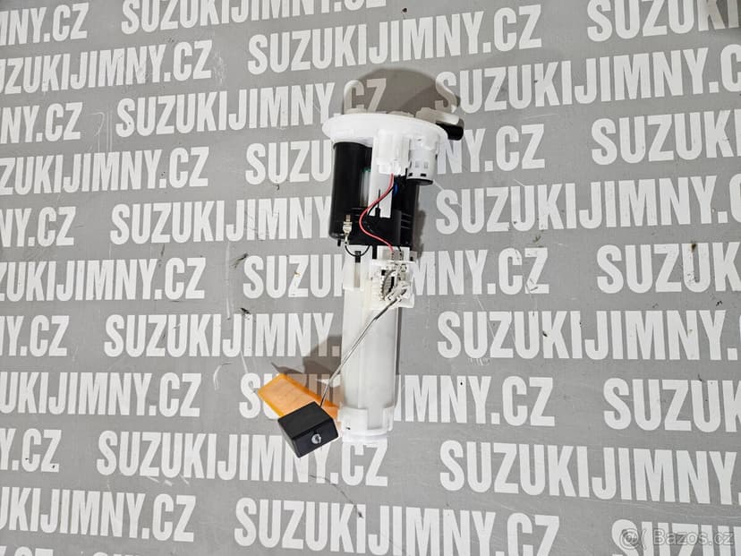 Suzuki Jimny - nádrž - nová