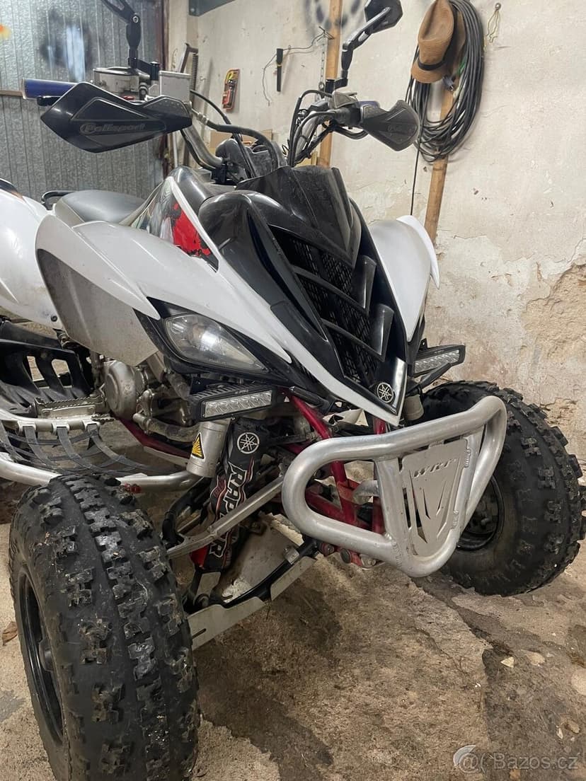 Čtyřkolka Yamaha raptor 700r