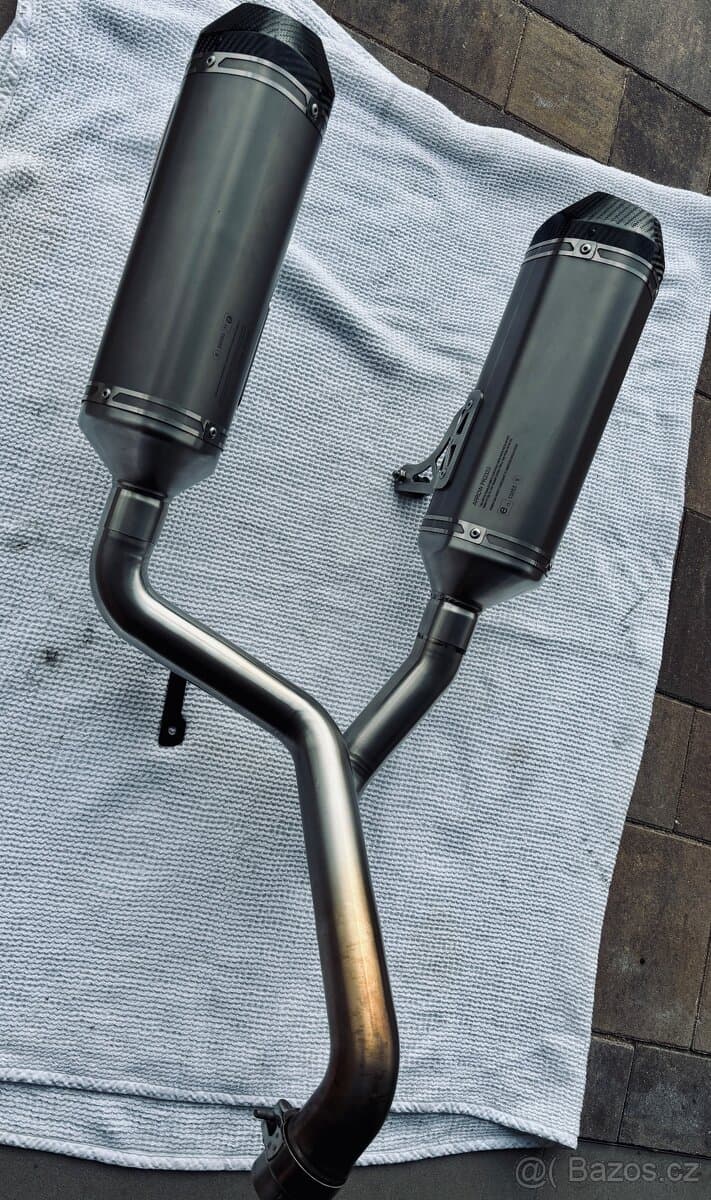 Výfuk Arrow Triumph Speed Triple 1050 R