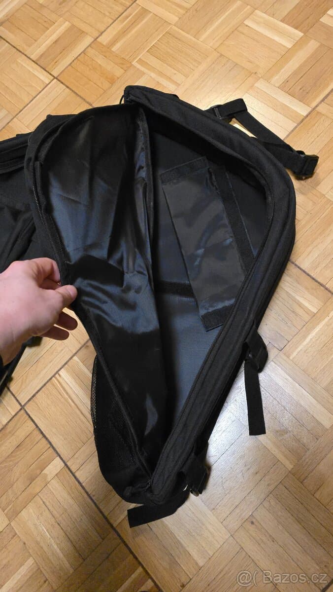 Úložná taška s posuvnými nožičkami pro Wrangler