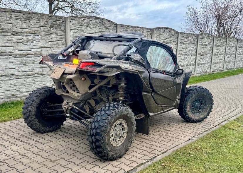 CAN-AM Maverick r. 2023