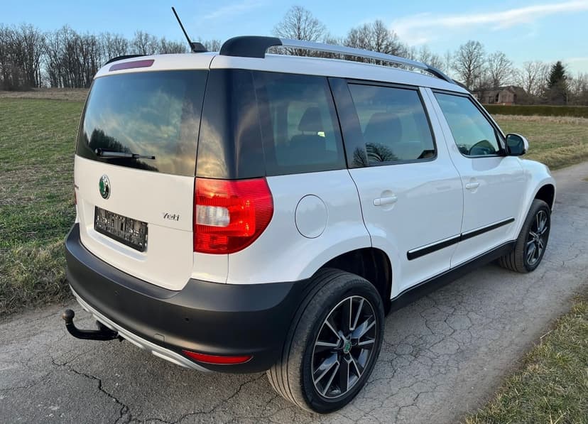Skoda Yeti 2.0Tdi 140PS 4x4 DSG PANORAMA NAVIGACE
