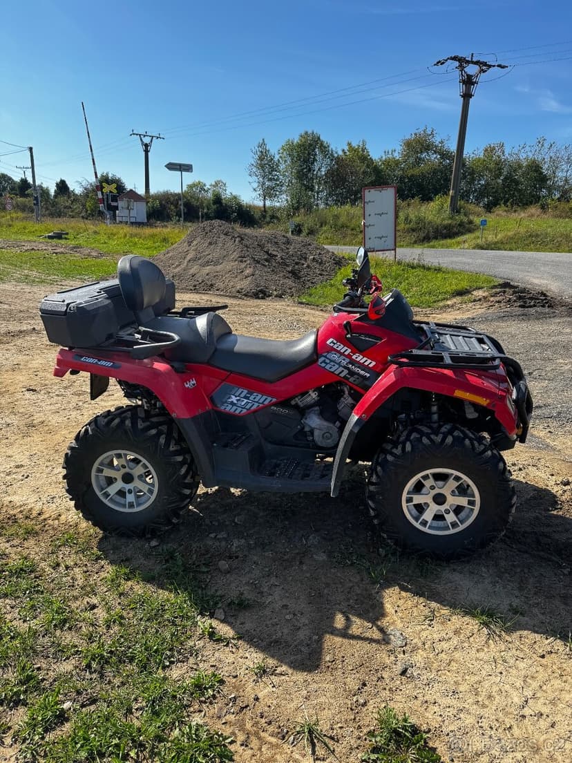 Can-am outlander 800