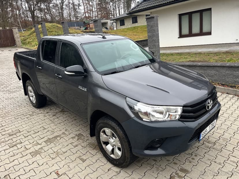 Prodám Toyota Hilux 2.4 D4-D