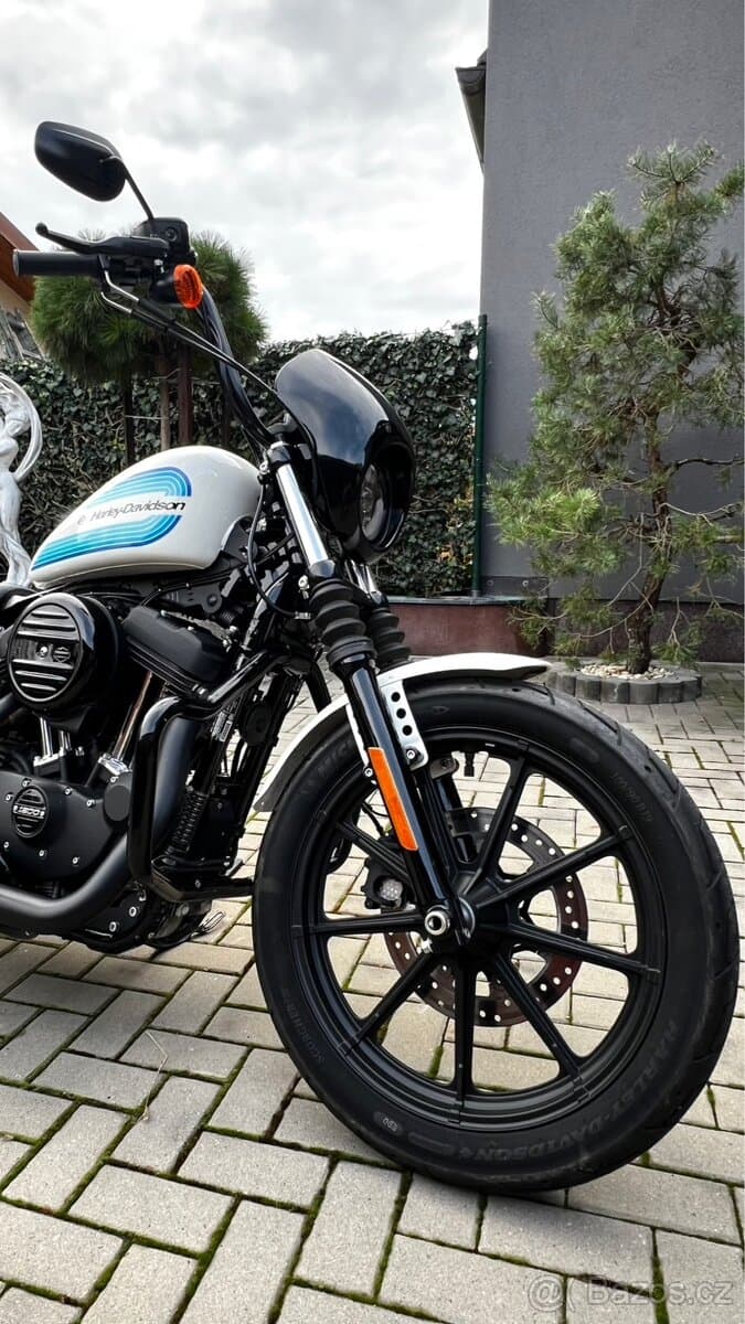 Harley - Davidson, Sportster Iron 1.200 cm.